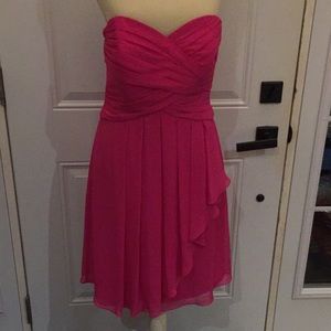 David’s Bridal Begonia Strapless Layered Chiffon Dress Fuschia  Size 8